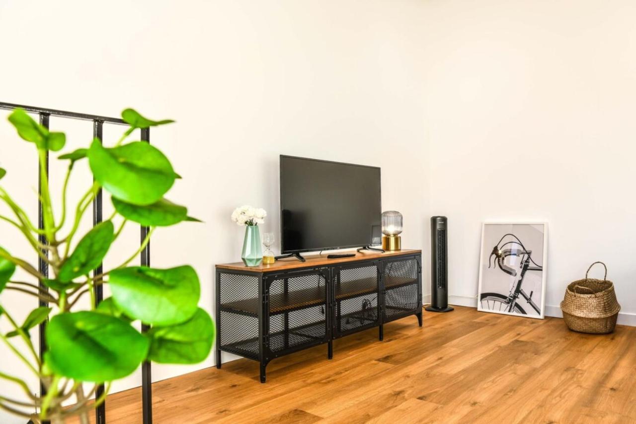 شقة Le Duplex - Terrasse Au Coeur De Marseille Panier المظهر الخارجي الصورة
